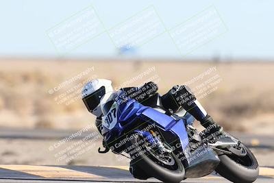 media/Dec-07-2025-CVMA (Sun) [[3e7d2de5dc]]/Race 11-Formula 2-CVMA Hooligans-American Thunder/